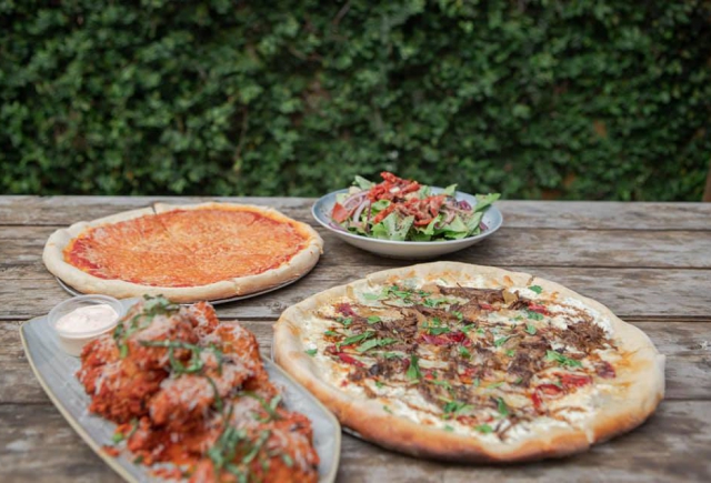 DINE-IN AT THE CASTLE HILLS VILLAGE SHOPS